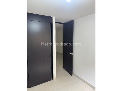 Apartamento de 3 alcobas en venta en Ciudad Del Rio, Medellín, 78 m² · foto 10 de 19
