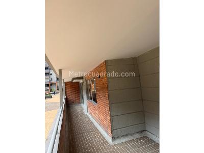 Apartamento de 3 alcobas en venta en Ciudad Del Rio, Medellín, 78 m² · foto 2 de 19