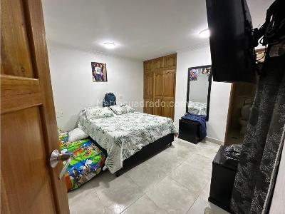 Apartamento en venta en Araucaria, Itagüí · foto 7 de 16