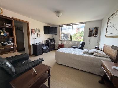 Apartamento de 3 alcobas en venta en Las Lomas 1, Medellín, 178 m² · foto 11 de 19