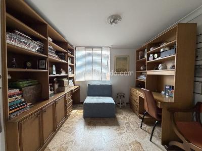Apartamento de 3 alcobas en venta en Las Lomas 1, Medellín, 178 m² · foto 13 de 19