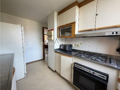 Apartamento de 3 alcobas en venta en Las Lomas 1, Medellín, 178 m² · foto 18 de 19