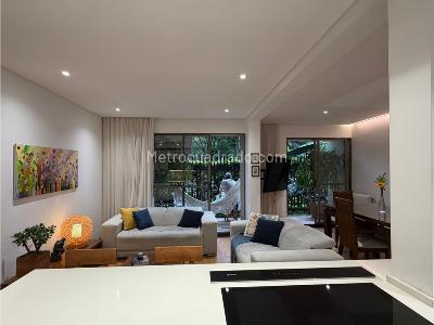 Apartamento en venta en Loma De Los Bernal, Medellín · foto 4 de 20