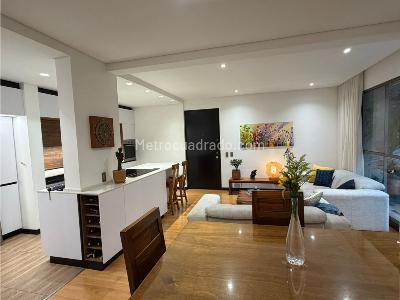 Apartamento en venta en Loma De Los Bernal, Medellín · foto 5 de 20