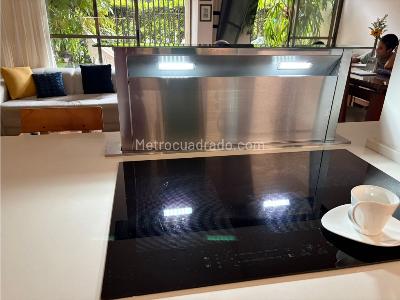 Apartamento en venta en Loma De Los Bernal, Medellín · foto 10 de 20