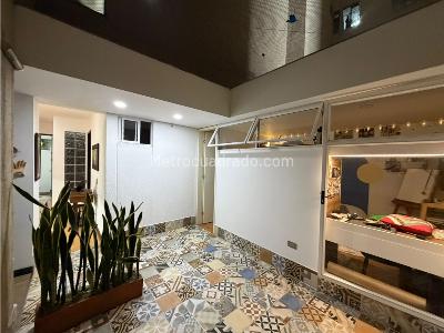 Apartamento en venta en Loma De Los Bernal, Medellín · foto 18 de 20