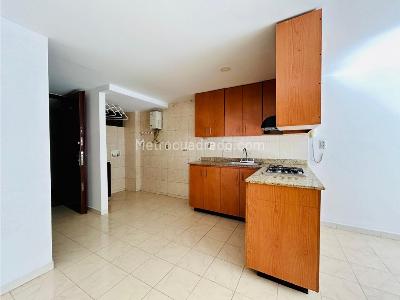 Apartamento de 2 alcobas en venta en Cerro Nutibara, Medellín, 67 m² · foto 3 de 14