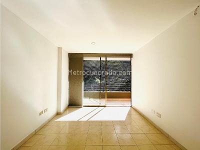 Apartamento de 2 alcobas en venta en Cerro Nutibara, Medellín, 67 m² · foto 4 de 14