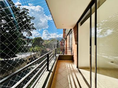 Apartamento de 2 alcobas en venta en Cerro Nutibara, Medellín, 67 m² · foto 12 de 14