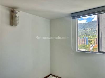 Apartamento en venta en La Mina, Envigado · foto 4 de 15