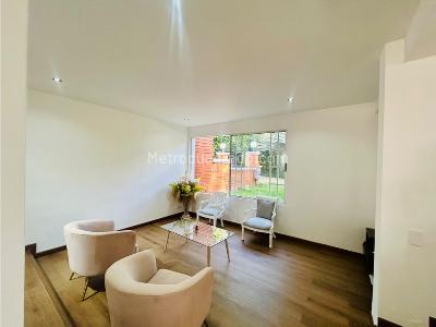 Casa de 5 alcobas en venta en El Tesoro, Medellín, 1340 m² · foto 6 de 20