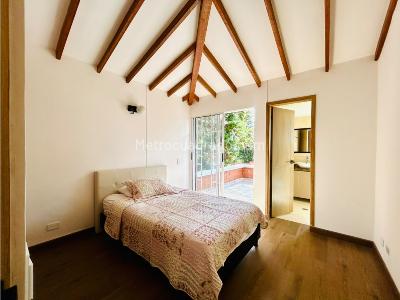 Casa de 5 alcobas en venta en El Tesoro, Medellín, 1340 m² · foto 19 de 20