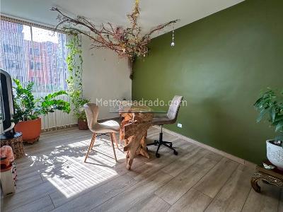 Apartamento en venta en Laureles, Medellín · foto 10 de 17
