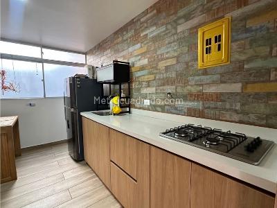 Apartamento en venta en Laureles, Medellín · foto 5 de 17