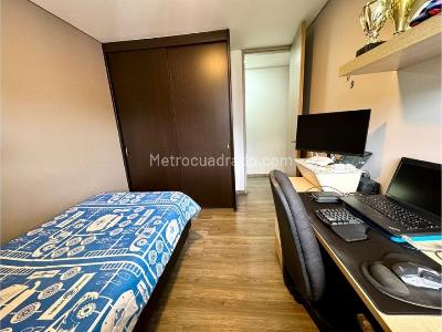 Apartamento de 3 alcobas en venta en Santa Catalina, Itagüí, 79 m² · foto 13 de 20