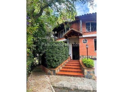 Casa de 4 alcobas en venta en San Jose, Sabaneta, 287 m² · foto 13 de 20