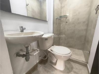 Apartamento en venta en Loma De Los Bernal, Medellín · foto 9 de 10