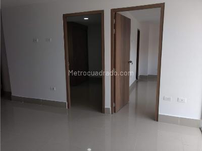 Apartamento en venta en Parque, Itagüí · foto 2 de 8
