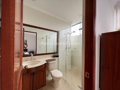 Apartamento en venta en El Tesoro, Medellín · foto 15 de 17