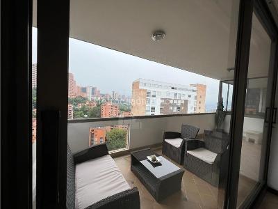 Apartamento en venta en El Tesoro, Medellín · foto 3 de 17