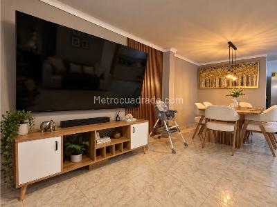 Casa de 3 alcobas en venta en El Dorado, Envigado, 125 m² · foto 3 de 20
