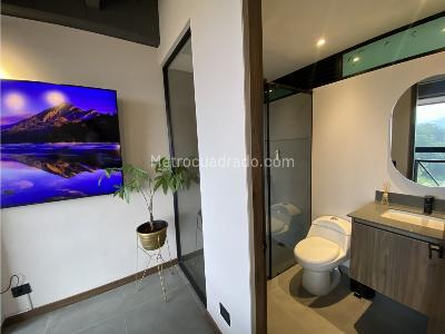 Apartaestudio en venta en Altos Del Poblado, Medellín, 43 m² · foto 11 de 20