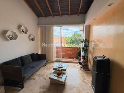 Apartamento en venta en Laureles, Medellín · foto 2 de 20