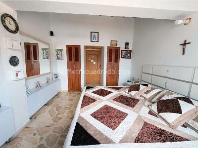 Apartamento en venta en Laureles, Medellín · foto 13 de 20