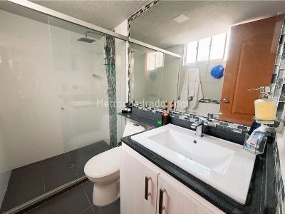 Apartamento en venta en Laureles, Medellín · foto 17 de 20