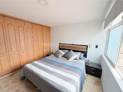 Apartamento en venta en Laureles, Medellín · foto 18 de 20