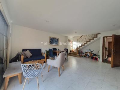 Apartamento en venta en El Portal, Envigado · foto 4 de 20
