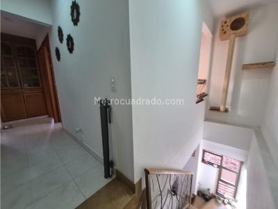 Apartamento en venta en El Portal, Envigado · foto 8 de 20