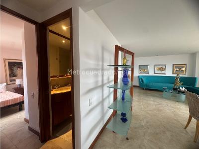 Apartamento de 3 alcobas en venta en El Tesoro, Medellín, 142 m² · foto 15 de 20