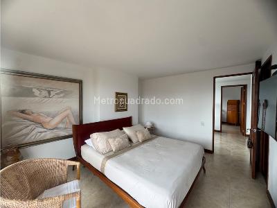 Apartamento de 3 alcobas en venta en El Tesoro, Medellín, 142 m² · foto 20 de 20