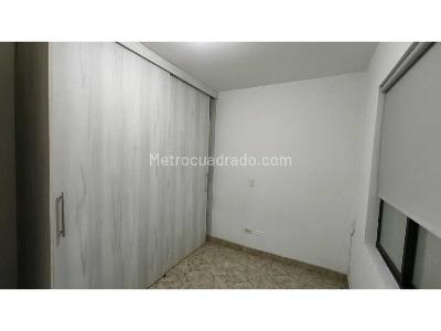 Apartamento de 3 alcobas en venta en Ceramica, Sabaneta, 93 m² · foto 6 de 11