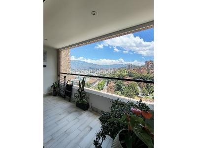 Apartamento en venta en Castropol, Medellín · foto 3 de 20