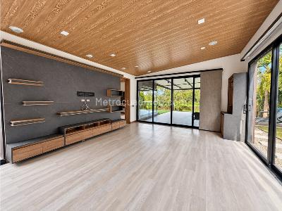 Casa de 5 alcobas en venta en Llanogrande, Rionegro, 1875 m² · foto 7 de 20