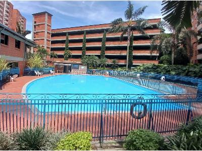 Apartamento en venta en Viviendas Del Sur, Itagüí · foto 2 de 17
