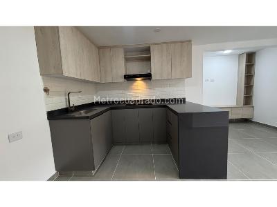 Apartamento de 3 alcobas en venta en El Guayabo, Itagüí, 56 m² · foto 4 de 20