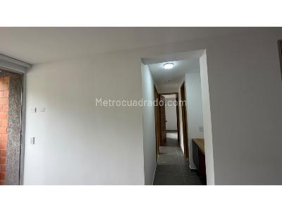Apartamento de 3 alcobas en venta en El Guayabo, Itagüí, 56 m² · foto 10 de 20