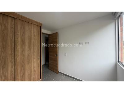 Apartamento de 3 alcobas en venta en El Guayabo, Itagüí, 56 m² · foto 16 de 20