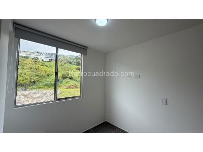 Apartamento de 3 alcobas en venta en El Guayabo, Itagüí, 56 m² · foto 17 de 20
