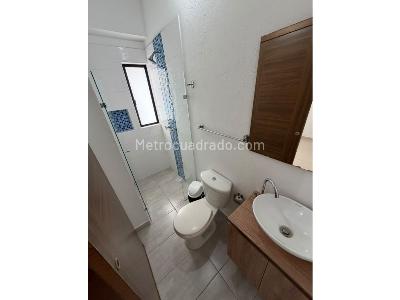 Apartamento de 3 alcobas en venta en San Bernardo, Medellín, 64 m² · foto 10 de 13