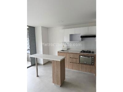 Apartamento de 2 alcobas en venta en San Jose, Sabaneta, 72 m² · foto 2 de 12