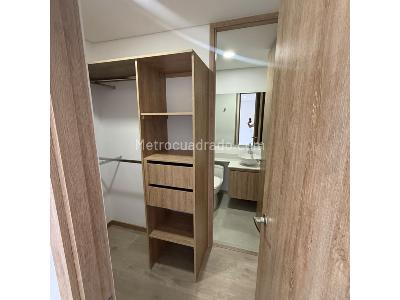 Apartamento de 2 alcobas en venta en San Jose, Sabaneta, 72 m² · foto 6 de 12