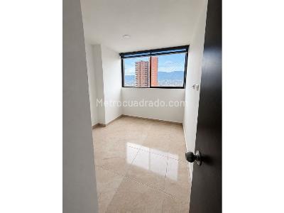 Apartamento en venta en Suramerica, Itagüí · foto 3 de 8