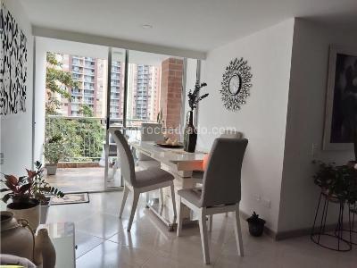 Apartamento en venta en Viviendas Del Sur, Itagüí · foto 4 de 15
