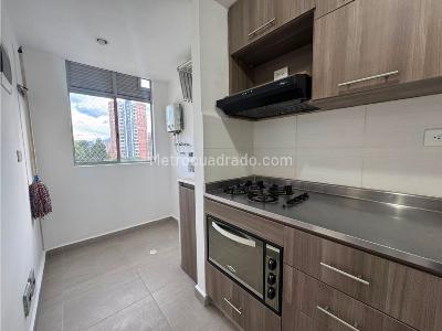 Apartamento en venta en Viviendas Del Sur, Itagüí · foto 3 de 15