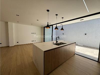 Casa de 3 alcobas en venta en San Antonio De Pereira, Rionegro, 178 m² · foto 5 de 20