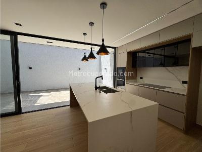 Casa de 3 alcobas en venta en San Antonio De Pereira, Rionegro, 178 m² · foto 9 de 20